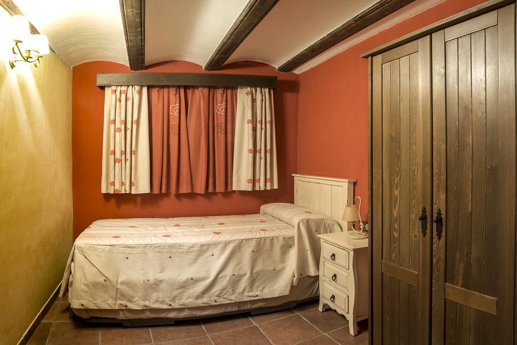 Apartamentos Los Aljezares Gea de Albarracín Εξωτερικό φωτογραφία