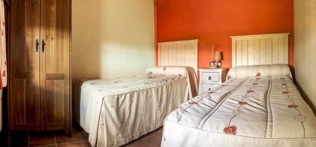 Apartamentos Los Aljezares Gea de Albarracín Εξωτερικό φωτογραφία
