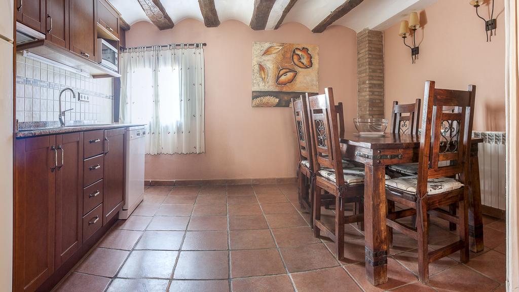 Apartamentos Los Aljezares Gea de Albarracín Εξωτερικό φωτογραφία